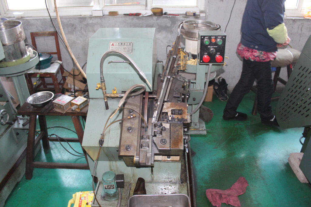 The Pros and Cons of swiss screw machining