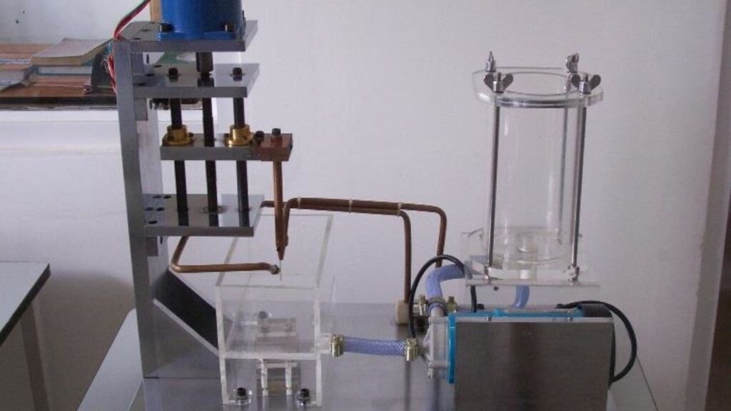 Chemical and Electrochemical Micro Machining